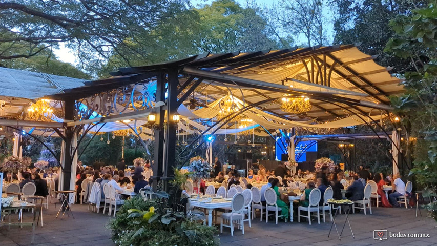 Boda Franco-Mexicana