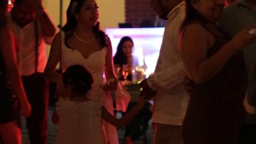 Consuelo & Marco Antonio