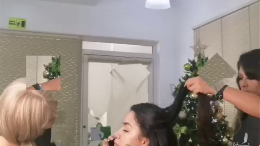 Prueba de maquillaje y peinado