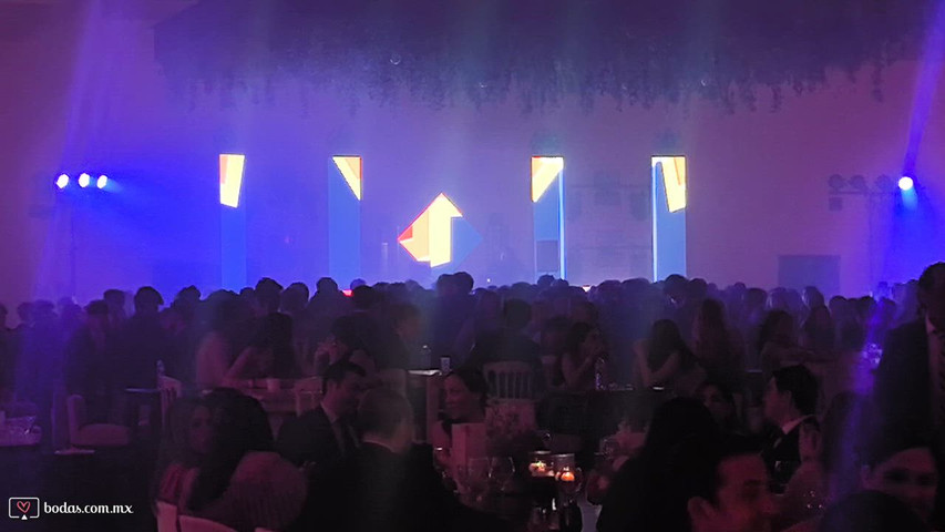 Djs for Weddings