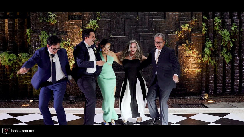 Teaser fernanda raul oaxaca hotel azul v1 2160p 