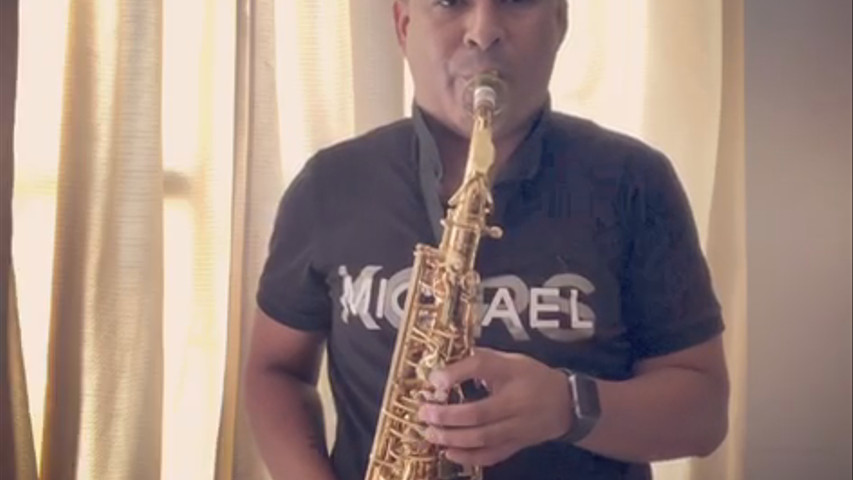 Edgar González - Saxofonista