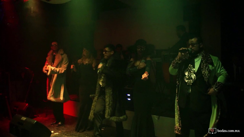 Decibeles Liveshow - Banda & DJ