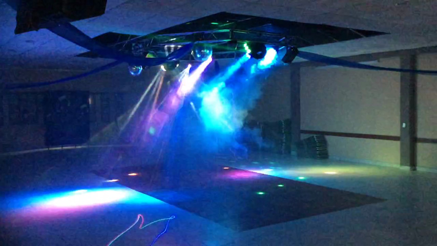 Equipo de luces y sonido