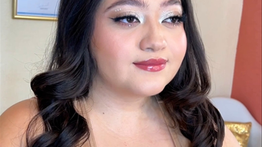 Maquillaje y peinado social 