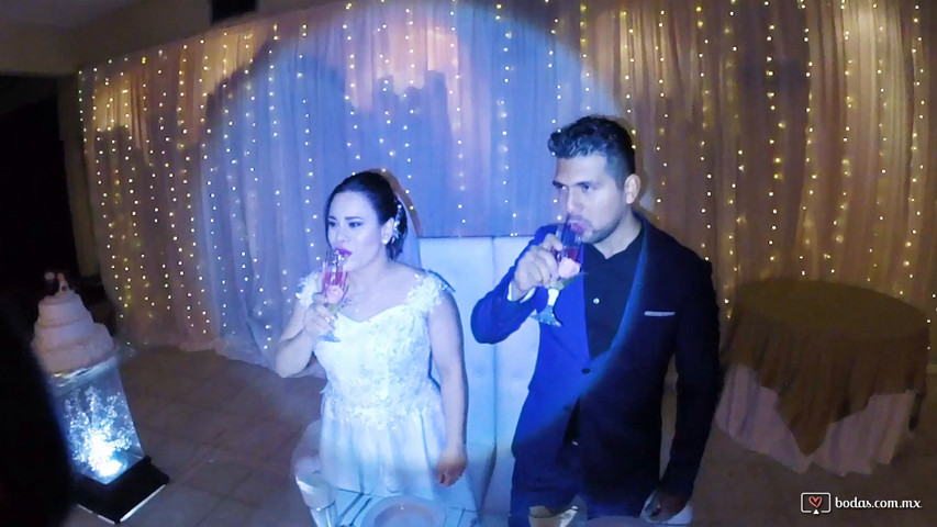 Boda de M y M (Coatzacoalcos, Ver.)