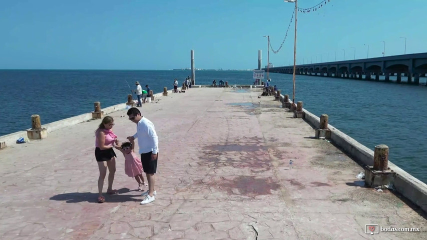 Sesión en Puerto Progreso, Yucatán.