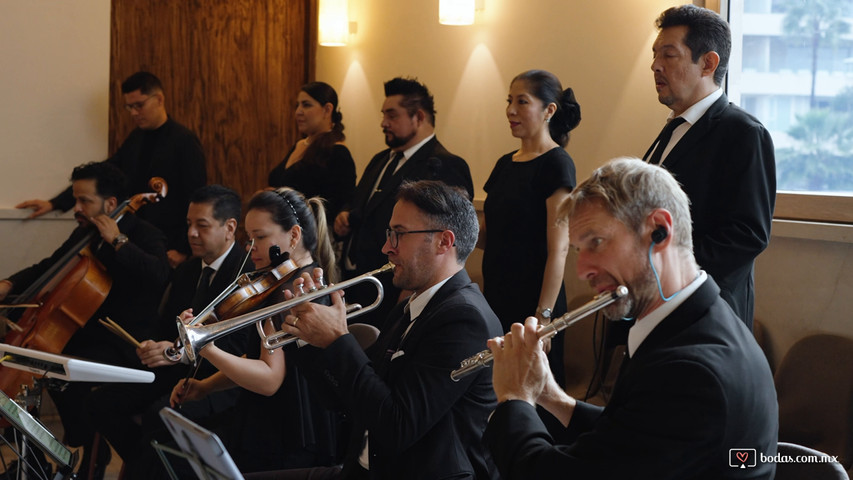 Benedictus clásico con 10 artistas