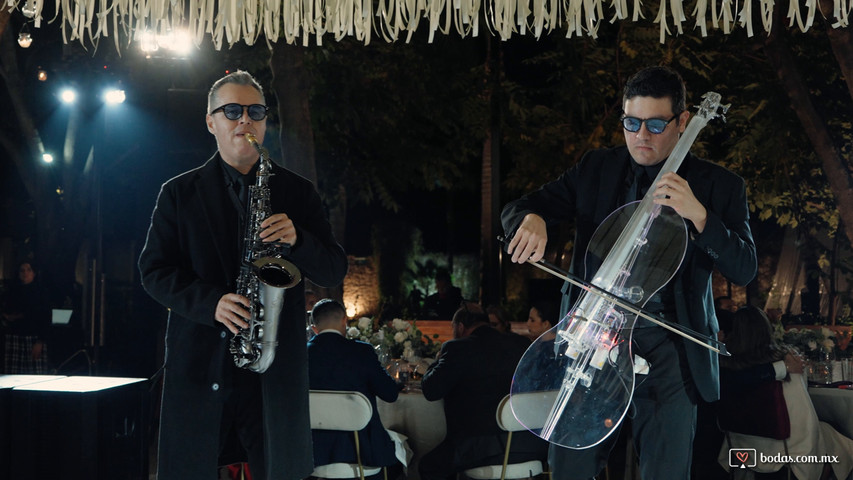 Sax & Cello