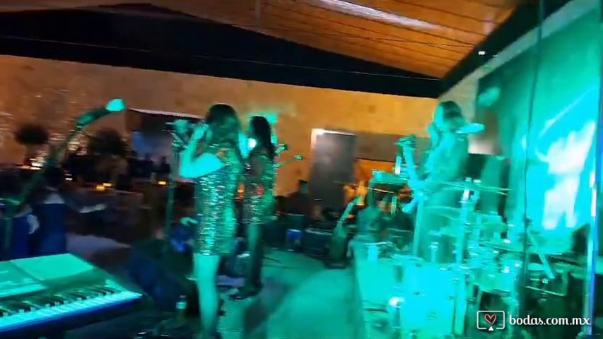 Grupo Versátil Barra Libre