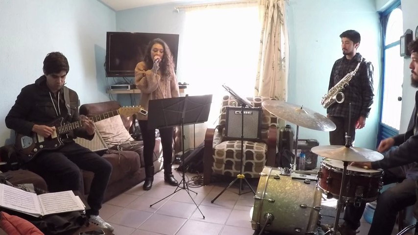 Chica de Ipanema (cantante)