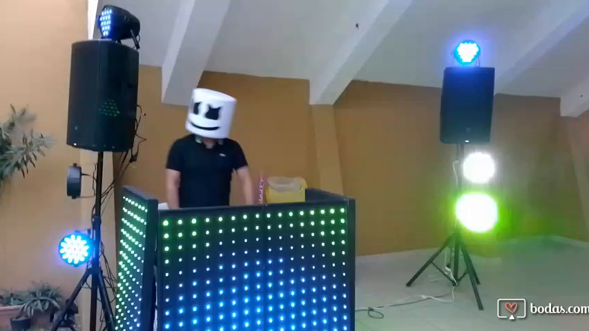 DJ