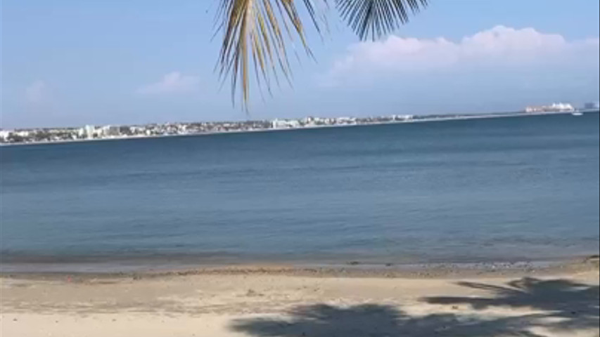 Montando a pie de playa 