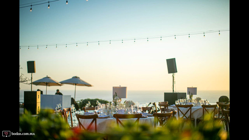 Boda en Banyan Tree Cabo Marqués | Clazzic DJ Acapulco
