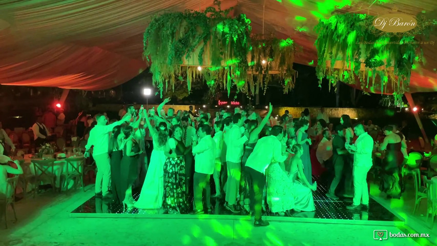 Wedding DJ 