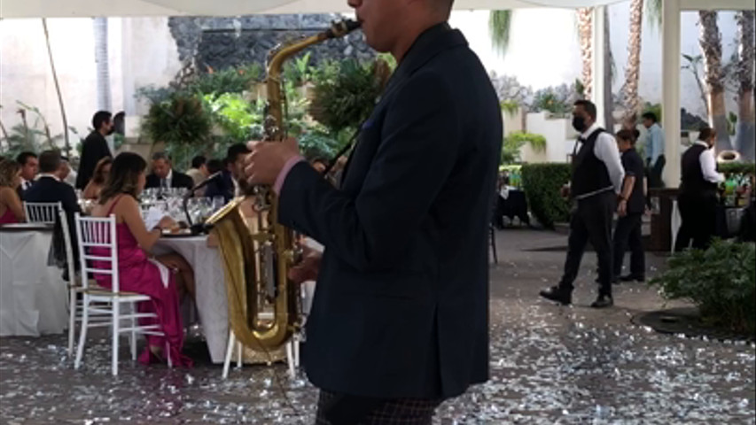 Saxofón en vivo