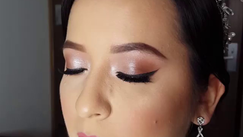 BC Makeup - Maquillaje para novia (brocha)