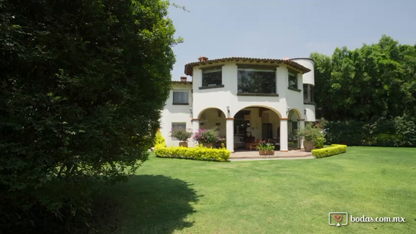 Casa Bugambilia