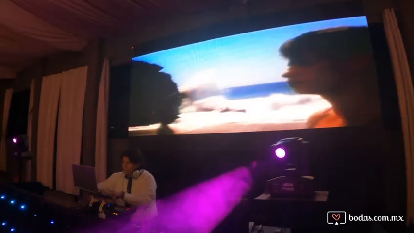 PANTALLA PIXEL + DJ