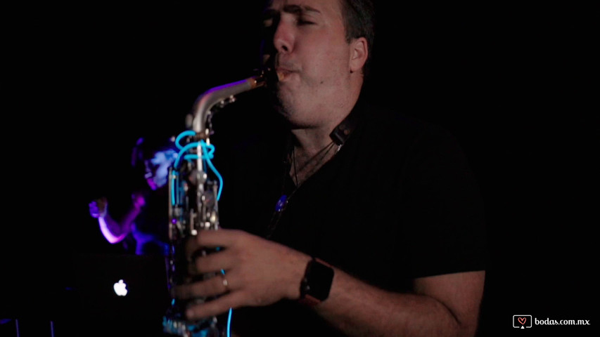 Demo House Sax Daryl Anton