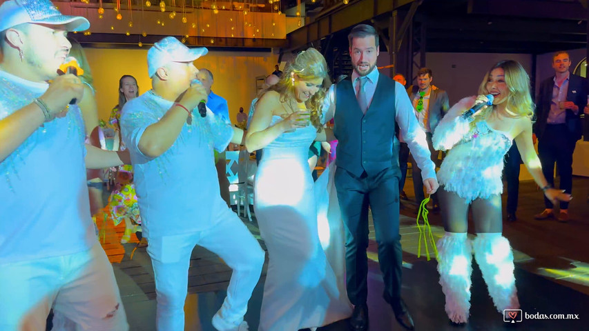 Ponemos la música para que tu boda sea inolvidable