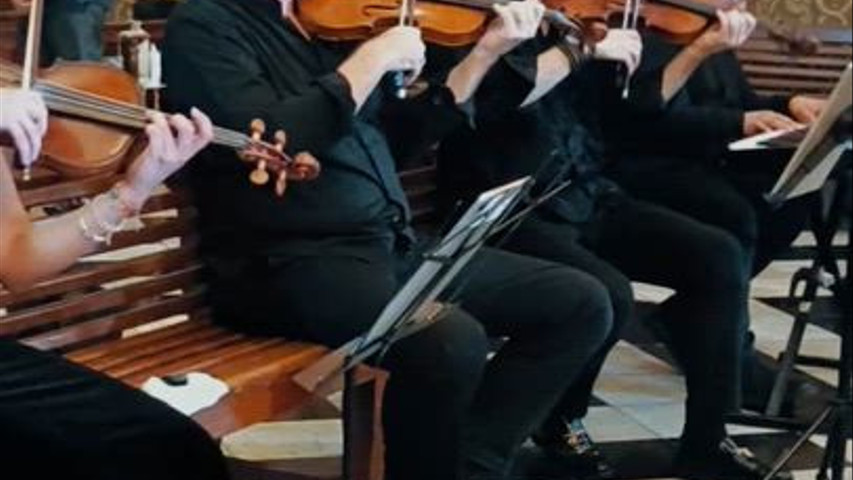 Orquesta en misa de boda