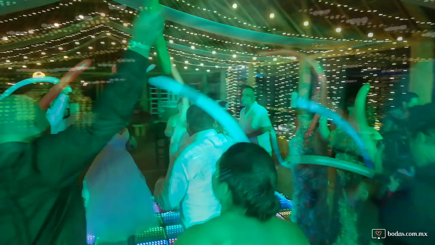Safari Feast dj 80´s