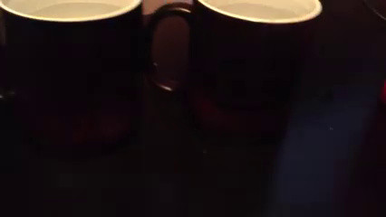 Taza magica y normal