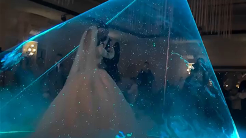 magica bienvenida con tunel laser