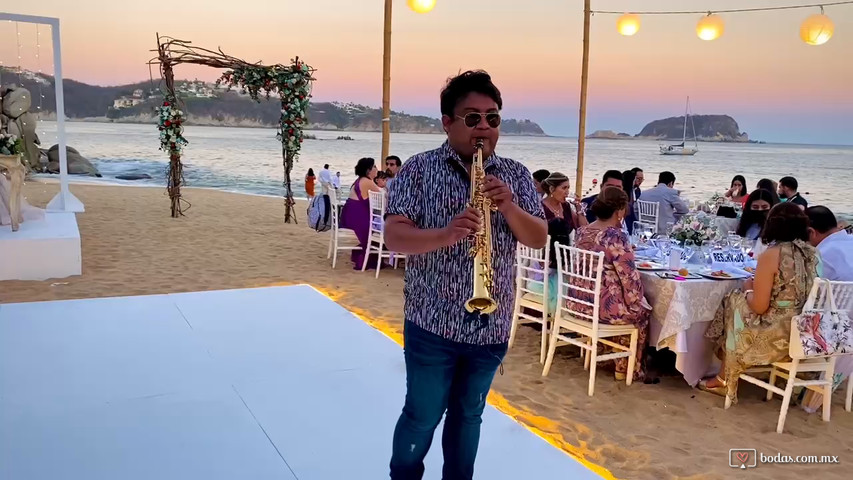 Sax en la playa 