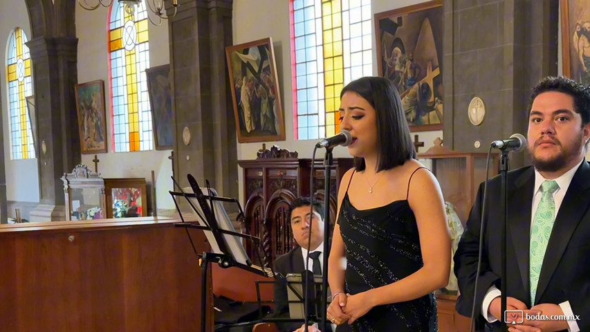 Ave María Soprano y tenor