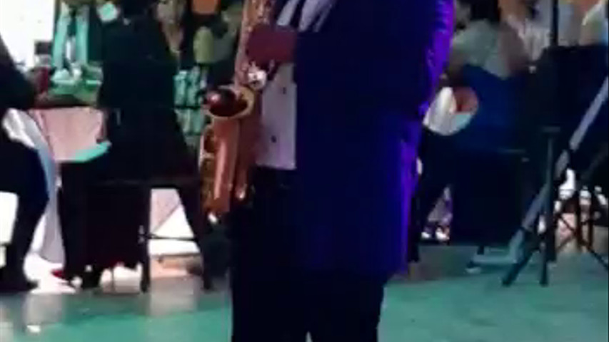 SAX EN LA CENA