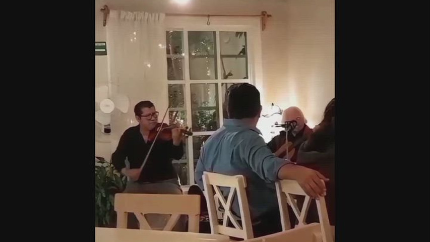 Tríos y duetos románticos