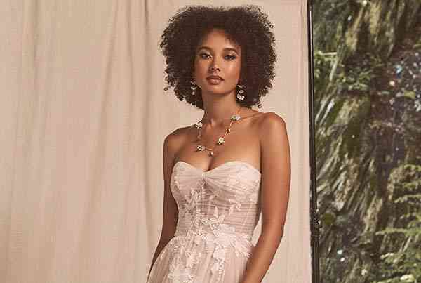 Vestidos de Novia Lillian West